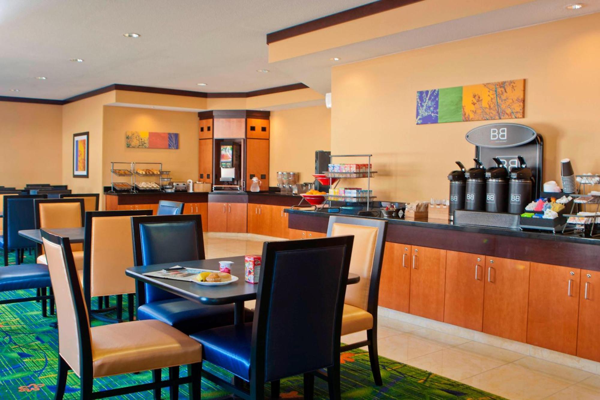 Fairfield Inn & Suites By Marriott Champaign Ngoại thất bức ảnh